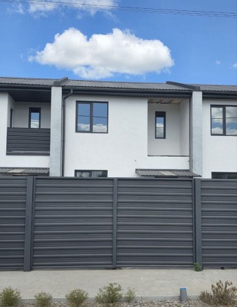 Продам таунхаус на Летрі. Є оселя, є відновлення, сертифікати - фото 1