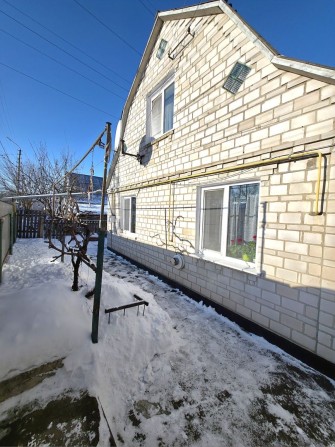 Продаж окремого будинка на  два входи. - фото 1