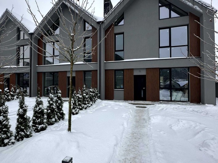 Таунхаус з підвалом. - фото 1