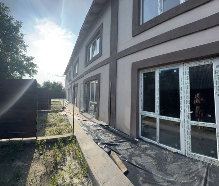 Таун Вишневе ГАЗ - фото 1