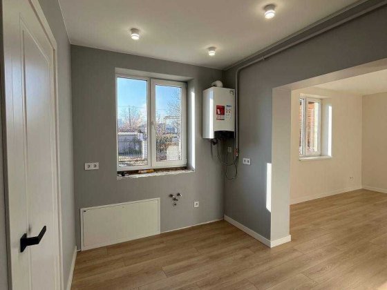 Можна під постанови!Будинок з ремонтом в центральній частині міста. Івано-Франківськ