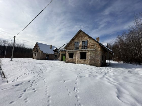 Продаж будинку 220м2 є 10 соток землі Івано-Франківськ