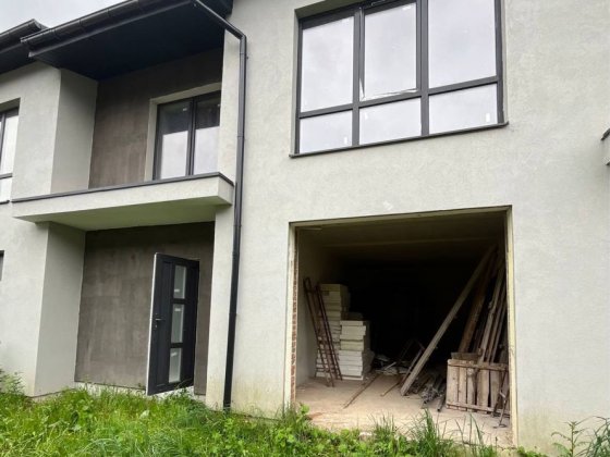 Таунхаус в Івано-Франківську (Готовий до ремонту) Івано-Франківськ