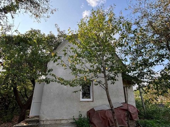 Продається дачний будинок з земельною ділянкою по вул.Івасюка! Івано-Франківськ