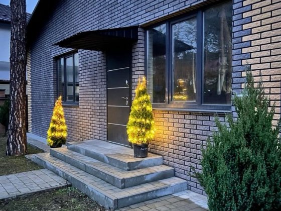 Неймовірний будинок , район  Бістро, діє знижка або розтермінування! Буча