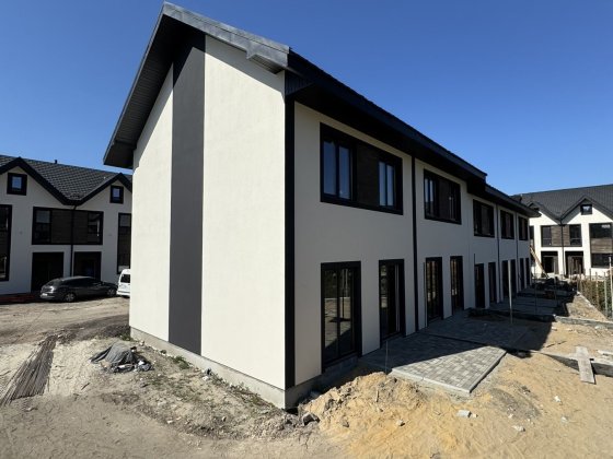 Кутовий таунхаус в КМ біля Бучанського парку, центр.комун. держ прогр. Буча