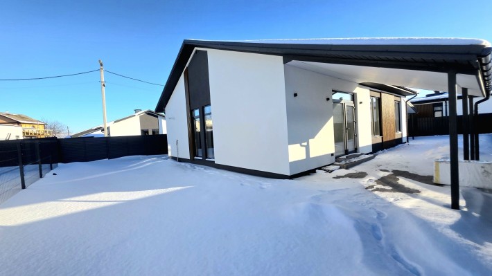 ЄОСЕЛЯ!! ЦЕНТР!! ГАЗОВЕ ОПАЛЕННЯ !! Будинок 102 кв.м. з терассою. - фото 1