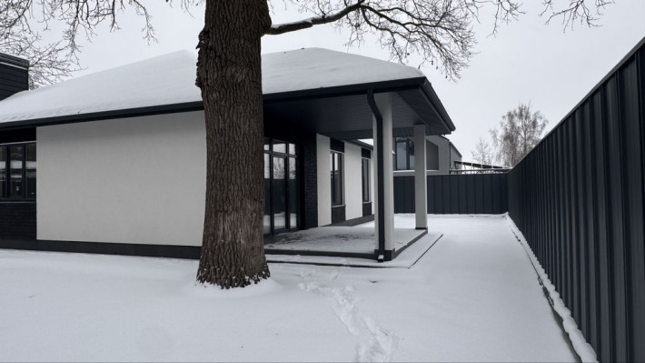 Одноповерховий будинок 120 м2 з чистовою, на 5 сотках в Лісовій Бучі! - фото 1