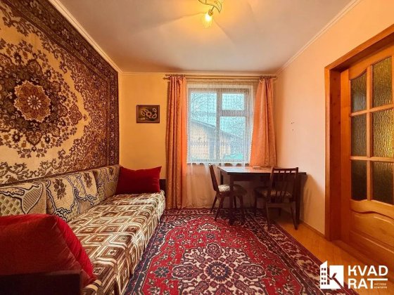 Особняк з гаражем біля ТЦ Арсен та Епіцентру Івано-Франківськ