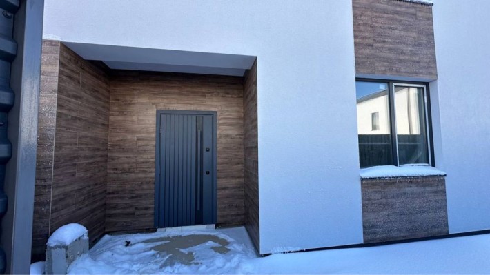 Дуплекс у Бучі біля ТРЦ Avenir Plaza з Центральними комунікаціями - фото 1