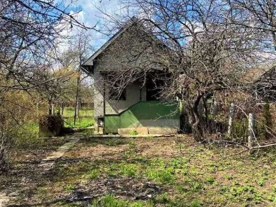 Дача з будинком в місті, біля "Епіцентру" Івано-Франківськ