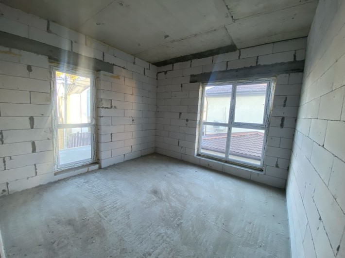 Продаж танхауса в Броварах з окремою територією - фото 1