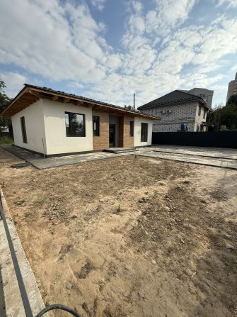 Продаж нового будинку Бровари  110 метрів, 6 соток землі . - фото 1