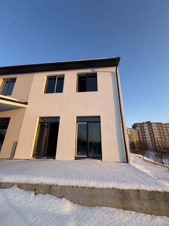 Продається таунхаус у Франківську 4 спальні - фото 1