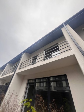 Таунхаус в Бучі, серце Бучі і вся інфраструктура поруч - фото 1