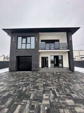 Продаж будинку з чорновим ремонтом - фото 1