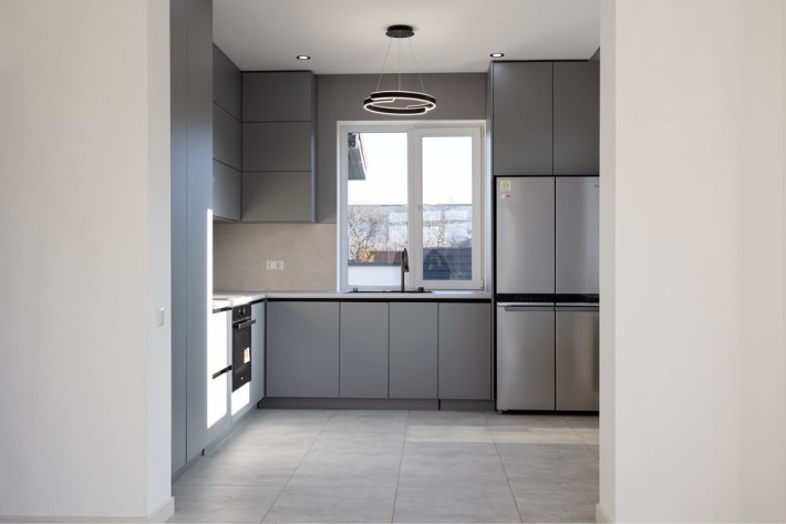 Продаж будинку з ремонтом 216м2 - фото 1