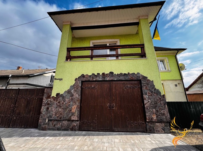 Будинок в місті  в обжитому районі поруч ТЦ Велес - фото 1