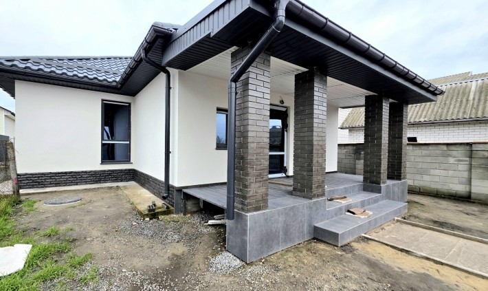 ЦЕНТР!! Р-Н ЛІКАРНІ , будинок 100 кв.м на 5 сотках частково з ремонтом - фото 1