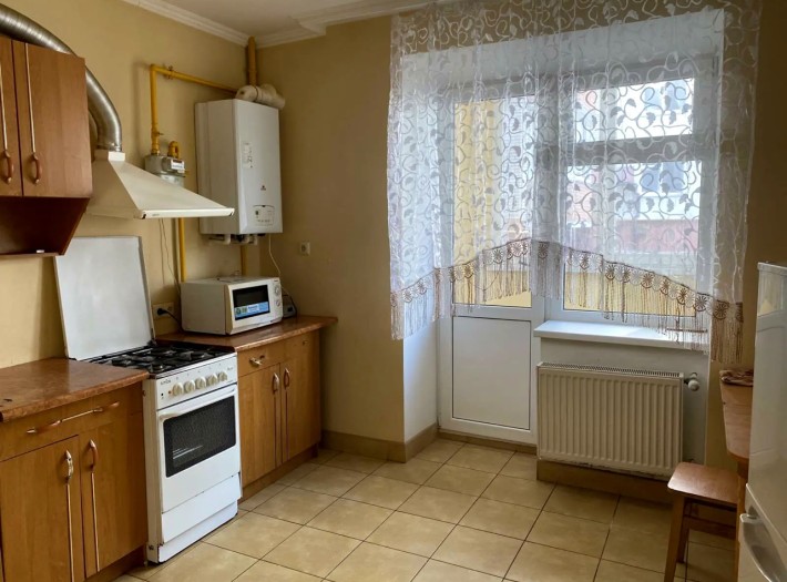 Оренда 2 кім. квартири по вул. Львівській - фото 1