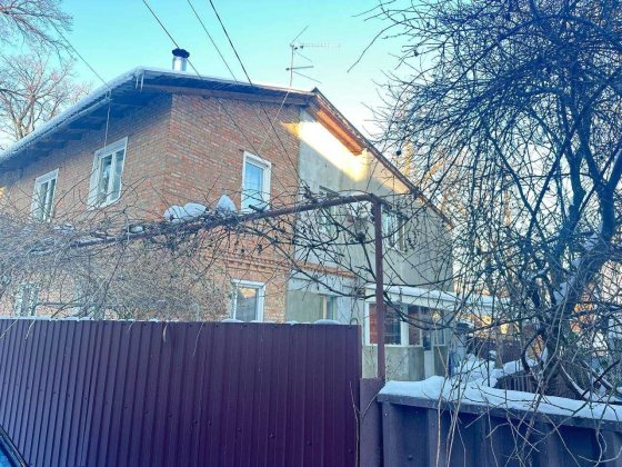 Продам відокремлену половину будинку, в самому центрі м. Ірпінь. Ирпень