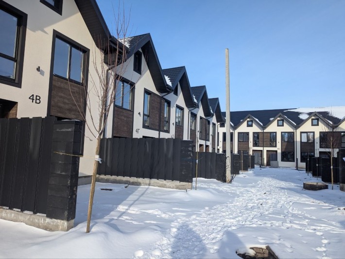 Таунхаус в Бучі з газом - фото 1