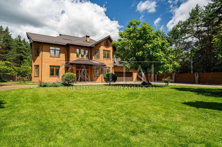 Замiський будинок на 50 сотках землі в селі Богданівка. - фото 1