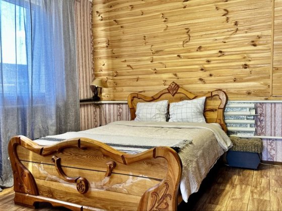 Продажа будинок з ремонтом, газове опалення, поряд з парком Буча