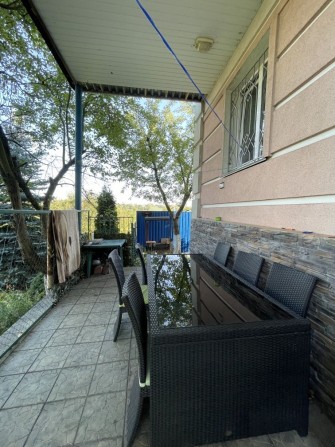 Добротний будинок з терасою у Бучі! Ділянка 7 соток! Газ - фото 1