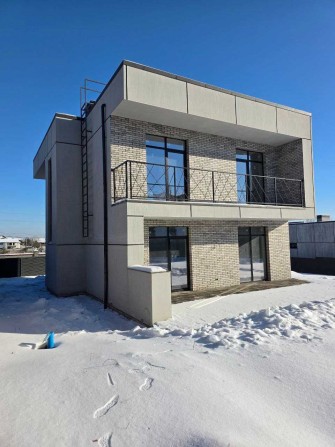 Продаж сучасного будинку 162 м² у центрі Іванковичів | 8 соток землі | - фото 1