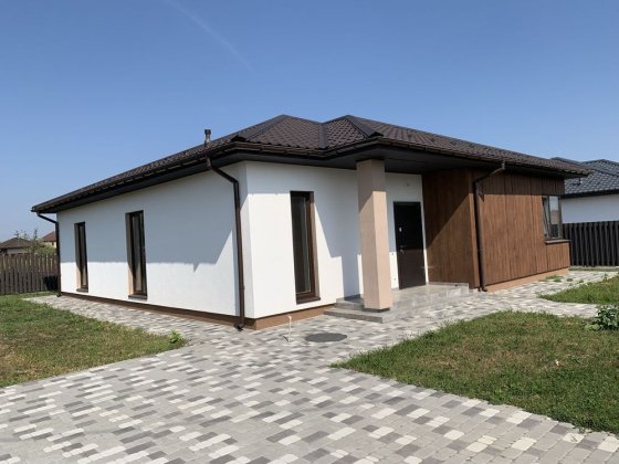 Сучасний котедж в Крушинці Крушинка