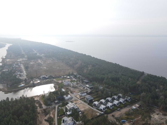 Будинок  на воді в оточені лісу  КМ Gold Fish Лебедівка Вишгород Лебедівка