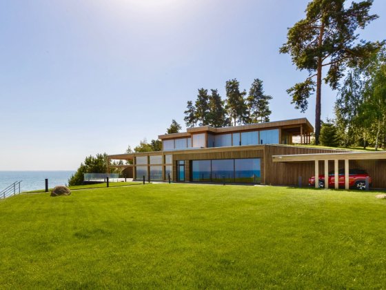 Дом-бункер Джеймса Бонда от KAGER на Киевском море за btc. Свой пляж! Лютіж