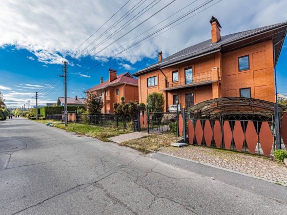 Мала Олександрівка КМ"Зелений Гай" Котедж 350м.з усіма зручностями. Мала Олександрівка