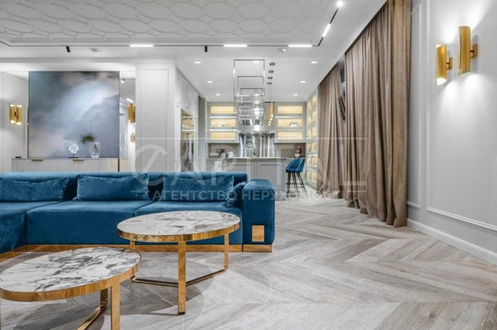 Продажа дома 640 м с видом на Киевское море, Лютеж, Ватутина - фото 1