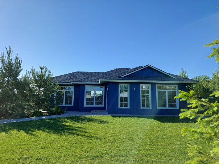 Новий, 100% готовий, з меблями, ландшафт, КМ Рябинки, Малютянка - фото 1