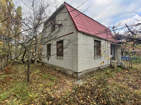 Продам дачу з газом,ділянкою 13 соток Малютянка