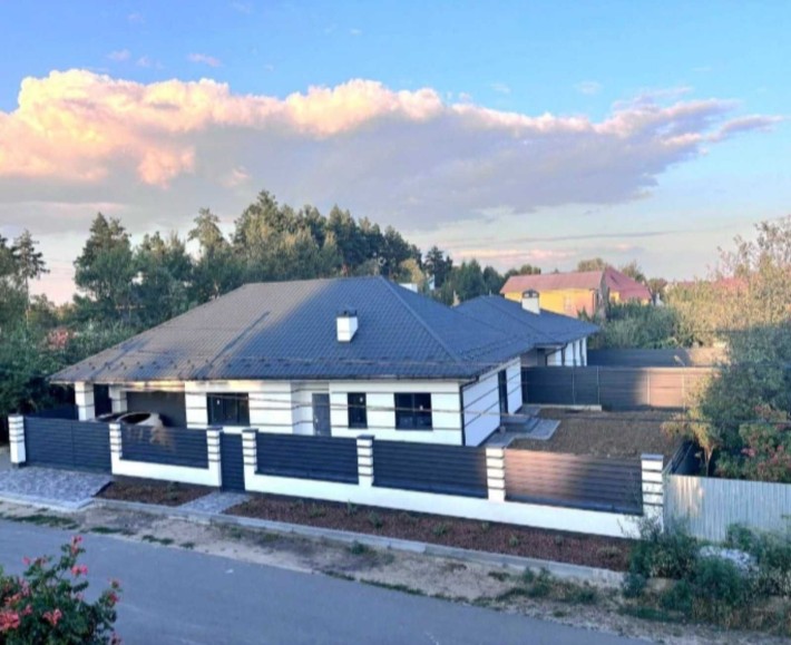 БЕЗ % Просторий будинок 175 м2 з гаражем, біля лісу, Мархалівка. ГАЗ! - фото 1