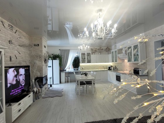 Будинок Мархалівка повний фарш плюшки Київ 15хв.на маршрутці Мархаловка