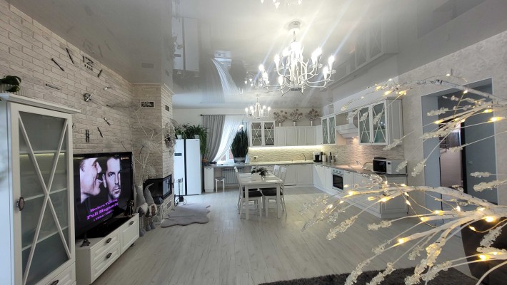 Будинок Мархалівка повний фарш плюшки Київ 15хв.на маршрутці - фото 1