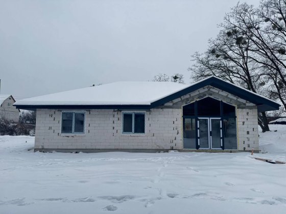 Продовження будівництва в березні. Будинок під ключ. Газ. Поруч озеро. Михайловка-Рубежовка
