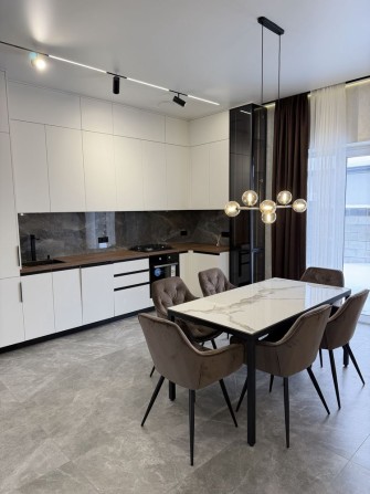 будинок 100 м2 , з новим ремонтом, ідеальне планування - фото 1