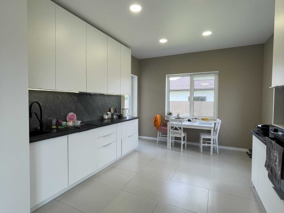 Продаж затишного будинку з ділянкою на мкр. Онтаріо 2 в Ворзелі Михайловка-Рубежовка