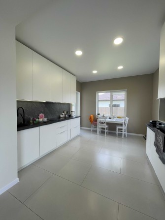 Продаж затишного будинку з ділянкою на мкр. Онтаріо 2 в Ворзелі - фото 1