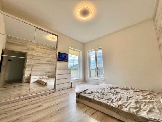 Будинок з ремонтом, технікою. Поруч ліс та озеро, під УСІ ДЕРЖПРОГРАМИ Михайловка-Рубежовка