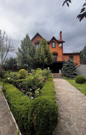 Продам 2 будинки за ціною одного + електропідстанція в подарунок. - фото 1