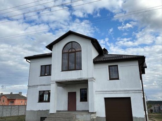 Будинок в Михайлівка-Рубежівка з підвалом-бомбосховещем! Михайловка-Рубежовка