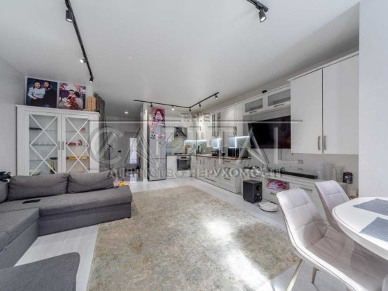 Продаж/Таунхаус/114 м2/Нове/вул. Івана Миколайчука/Києво-Святошинський Нове