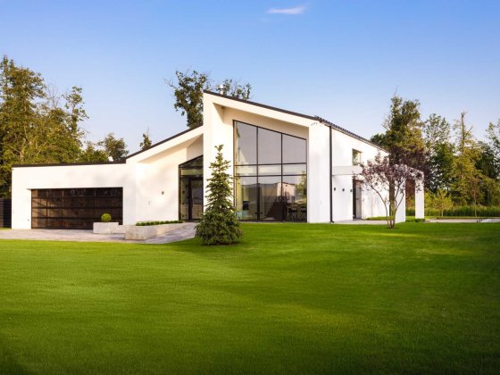 Сучасний котедж у  містечку “Azimut River Club” – басейн, річка, парк Нові Безрадичі