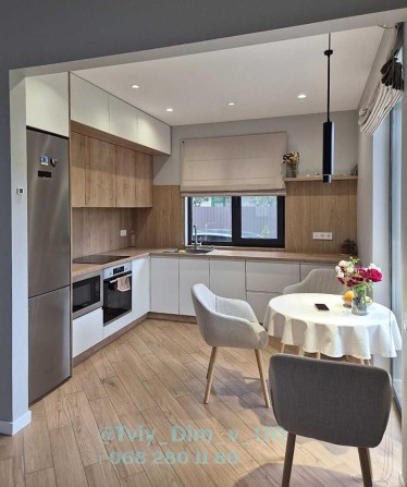 Продаж нового будинку з ремонтом! с Нові Безрадичі! 10 сот, 107м.кв! - фото 1